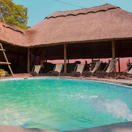Lusaka Backpackers Hostel Exterior foto