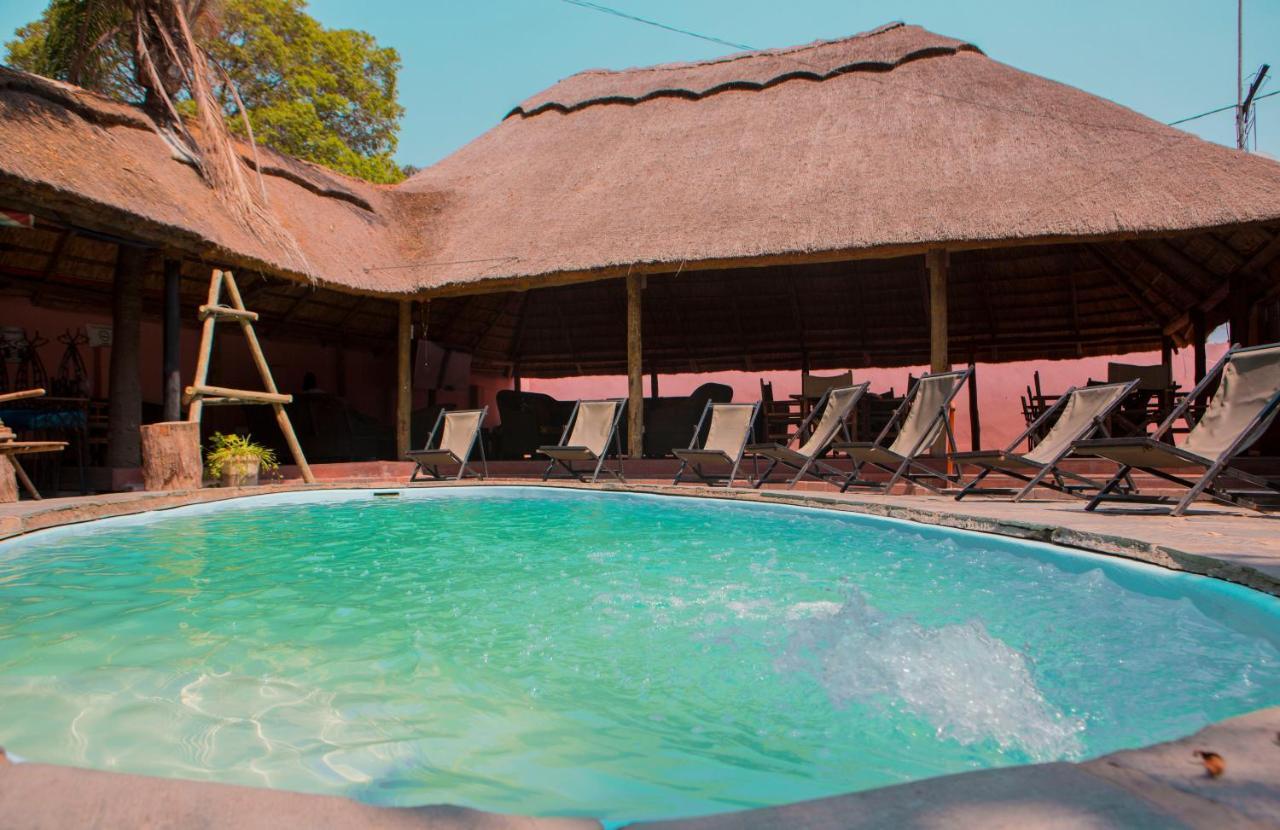 Lusaka Backpackers Hostel Exterior foto
