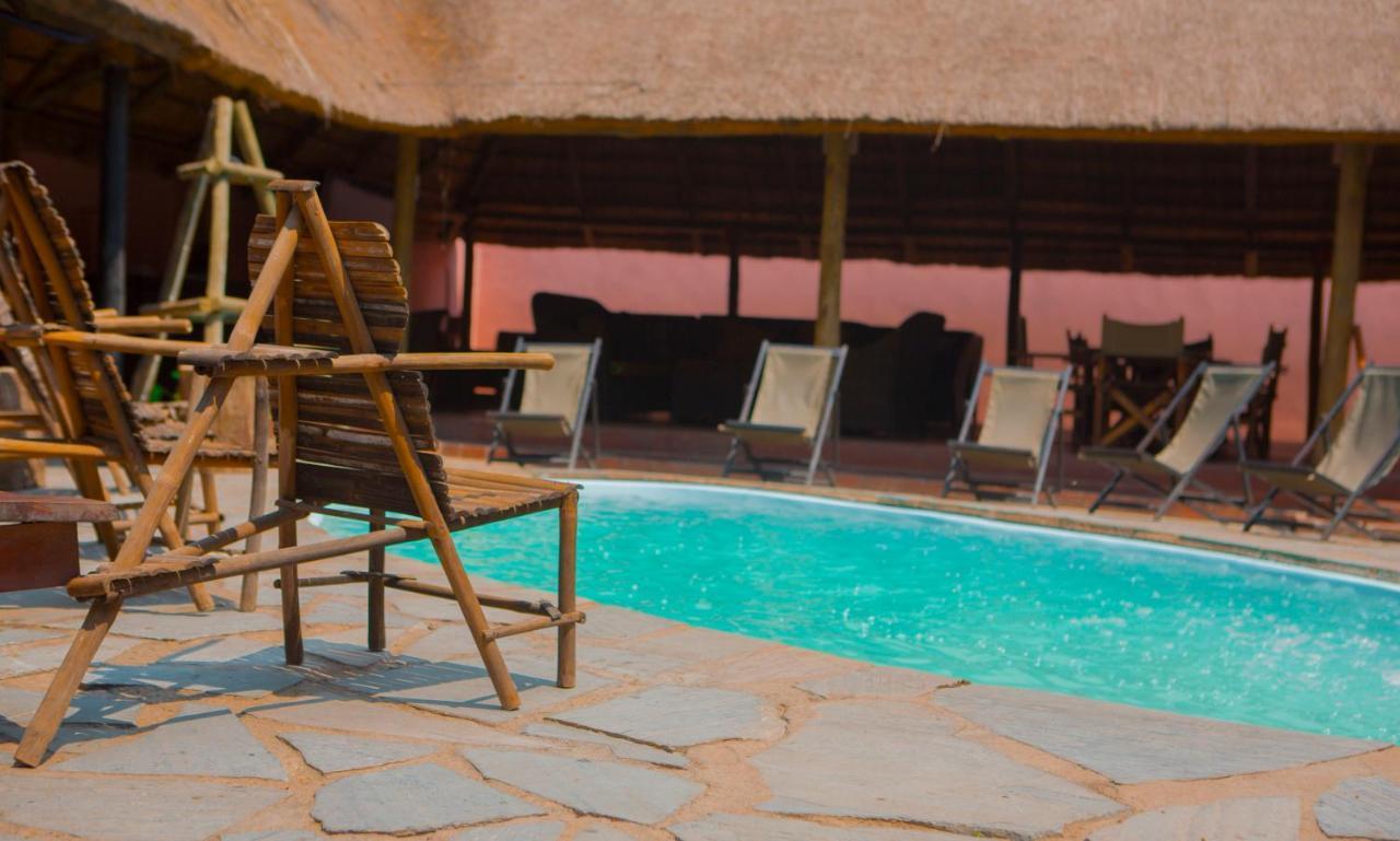 Lusaka Backpackers Hostel Exterior foto